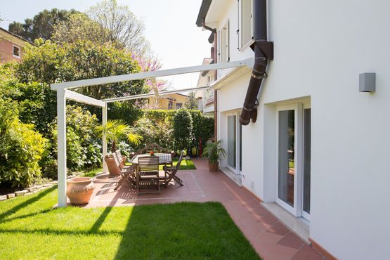 Pergola étanche avec toile à enroulement | XTESA