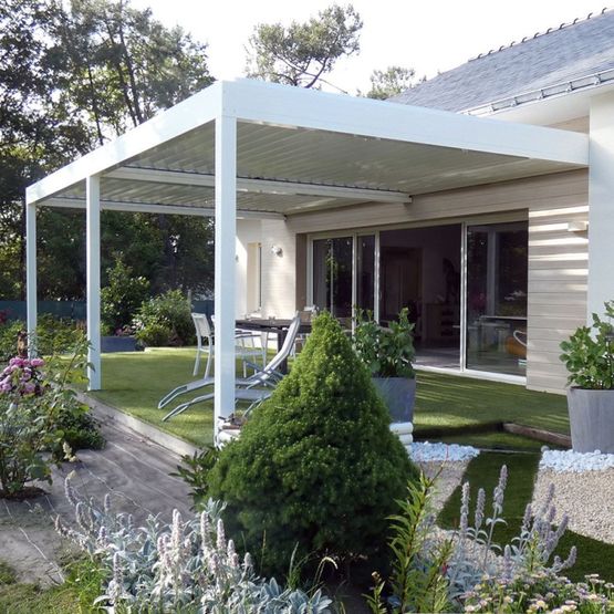 Pergolas bioclimatique adossée | Architect - produit présenté par ALSOL.FR