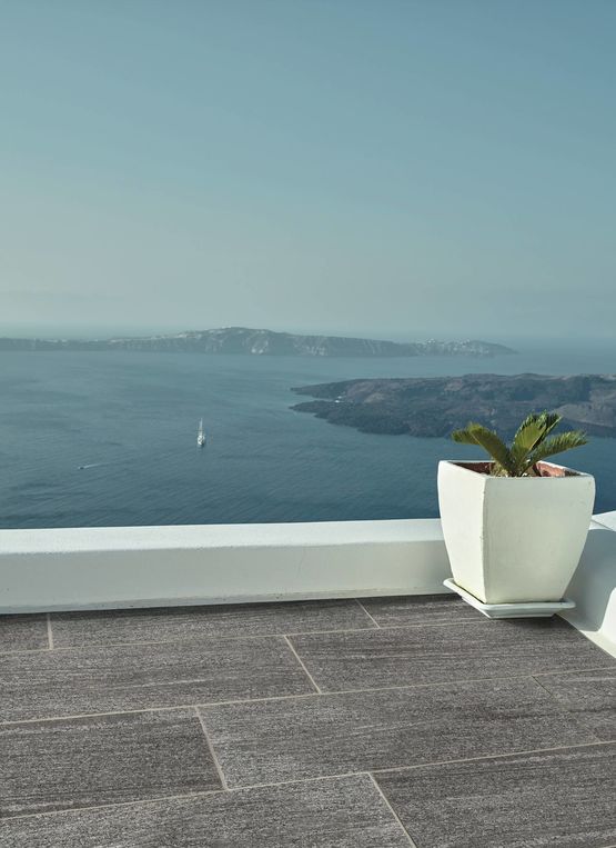  Pierre naturelle gris foncé pour sols extérieurs | GNEISS BIASCA  - CUPA STONE