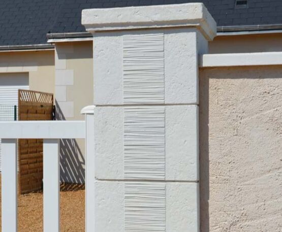 Pilier de clôture | Camargue - produit présenté par WESER