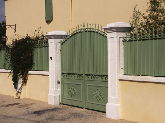  Pilier de clôture |  CHAMBORD - Pilier et poteaux de clôtures