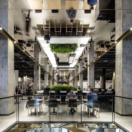  Plafond Miroir Toile Tendu pour Bureaux et Espaces d&#039;Accueil | Like Mirror Mirolege - LIKE MIRROR MIROLEGE