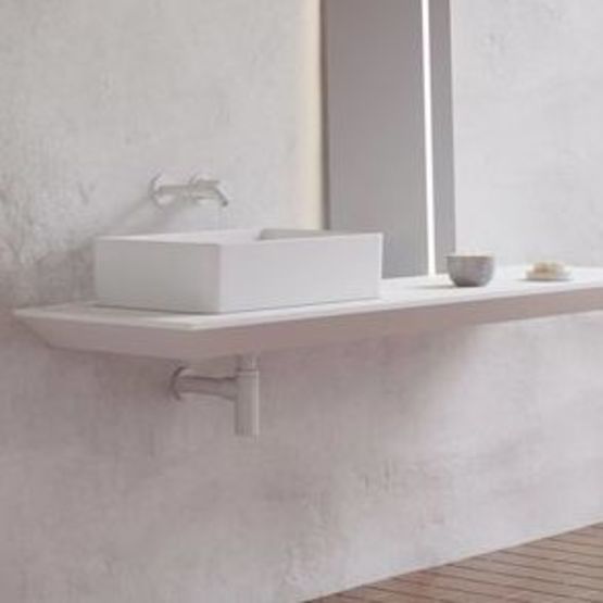Plan autoportant en texture lisse pour salle de bain | OPERA