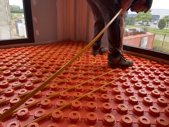  Plancher chauffant rafraîchissant sous carrelage | Schlüter-BEKOTEC-THERM - SCHLÜTER SYSTEMS