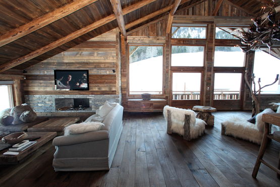 Plancher en bois dur et noble essence chêne à aspect usé et déformé pour intérieurs | Campagne - Parquets contrecollés en chêne
