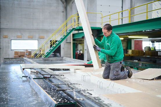  Plaque isolante PIR pour murs préfabriqués en béton | Utherm Concrete K - UNILIN INSULATION 