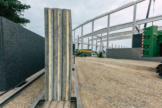  Plaque isolante PIR pour murs préfabriqués en béton | Utherm Concrete K - Panneaux isolants en polyuréthane