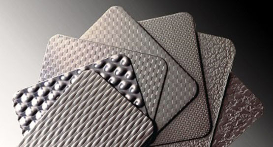 Plaque podotactile en aluminium ou acier inox brossé | DALLE PODOTACTILE MÉTAL - produit présenté par ADESOL - TECNO-K