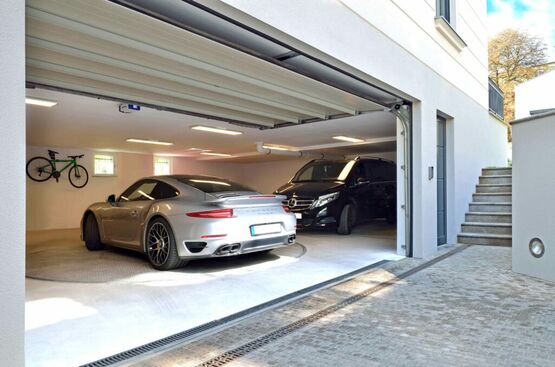 Plaque tournante pour accès difficile aux places de stationnement dans parking | Plaque tournante D450 - produit présenté par SDEI / KLAUS MULTIPARKING FRANCE