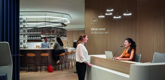 Plaques Solid Surface pour aménagement d’aéroports et zones à fort trafic | HIMACS 