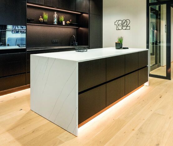  Plaques Solid Surface pour aménagement d’espaces professionnels | HIMACS - Panneau composite