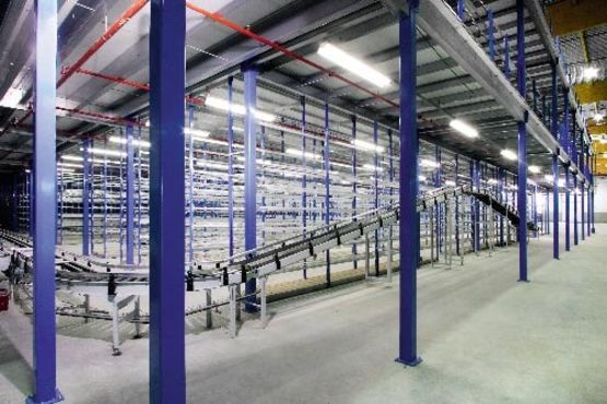  Plateforme modulable et intelligente pour un stockage optimisé | Plateforme de stockage  - Mobilier d'archivage et stockage (rayonnages, chariots mobiles, rack...)