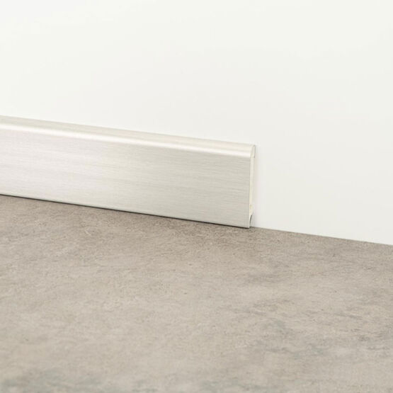 Plinthes en PVC co-extrudé | PVC LINE 8605-8606 hydrofuges et personnalisables