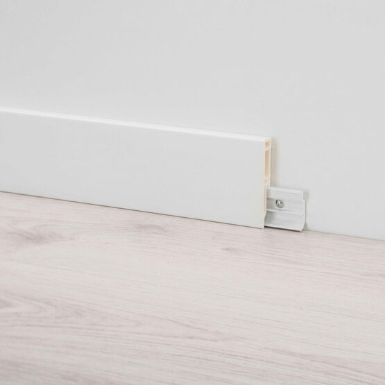 Plinthes en PVC expansé | PVC LINE 8613 décoratives antichocs pour finitions intérieures