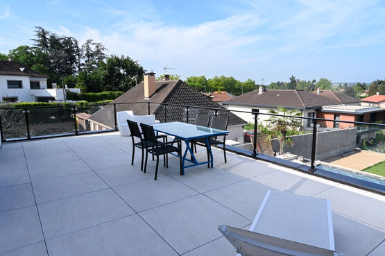 Plots OCAPE pour toiture-terrasse dalles ou lambourdes - produit présenté par JOUPLAST