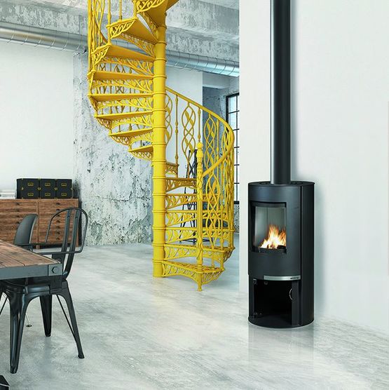 Poêle à bois 6 kW en acier avec foyer en béton réfractaire | Onsen 6488-10 - INVICTA