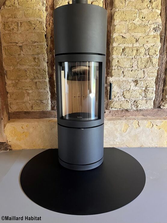 Poêle à bois en fonte avec surface lisse ou à relief | Greena Leda  - produit présenté par BEST FIRES