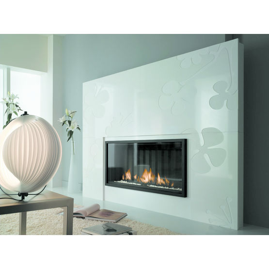 Poêle-cheminée gaz à façade de grande dimension | Pivoines