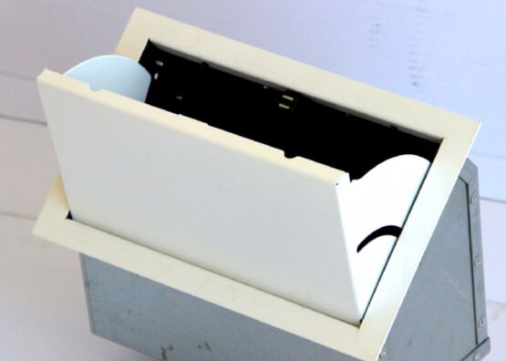 Poêle hydraulique intégré - Aqua | SLOT VISION  - produit présenté par MORETTIDESIGN FRANCE & BELGIQUE