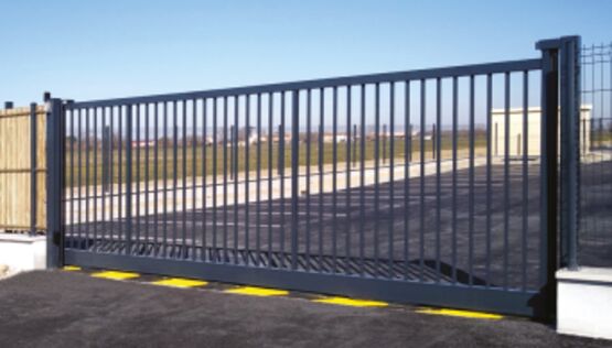 Portail Acier barreaudé Autoportant | TS - produit présenté par QUAGLIA DIFFUSION