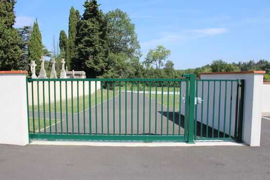  Portail Acier Barreaudé Coulissant | Portail coulissant TS - Portails fer ou acier