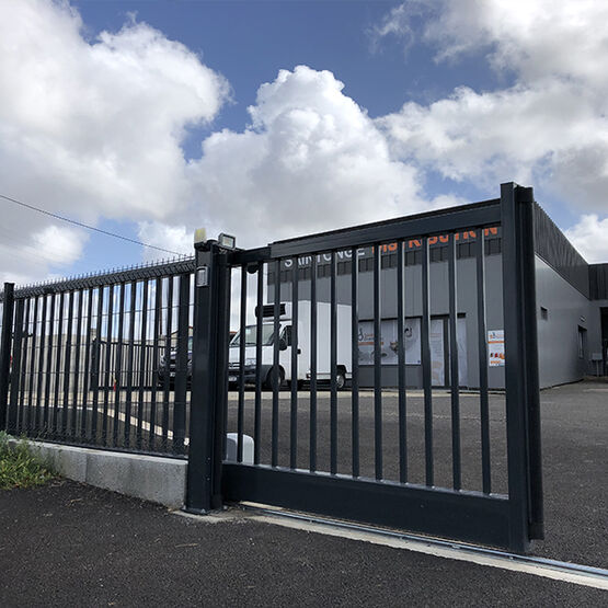  Portail Acier Barreaudé Coulissant | Portail coulissant TT - QUAGLIA DIFFUSION