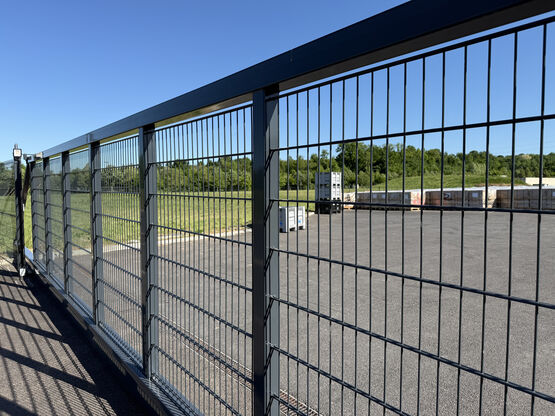 Portail autoportant I Solano CXC® Plug and Play - produit présenté par EUROFENCE