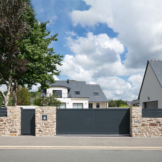  Portail contemporain battant et coulissant en aluminium | ANAE - Portails aluminium