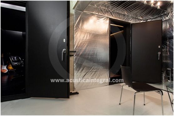  Porte acoustique battante | RS10  - Porte de service métallique