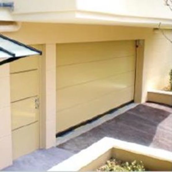 Porte basculante automatique | S224 - produit présenté par SAFIR