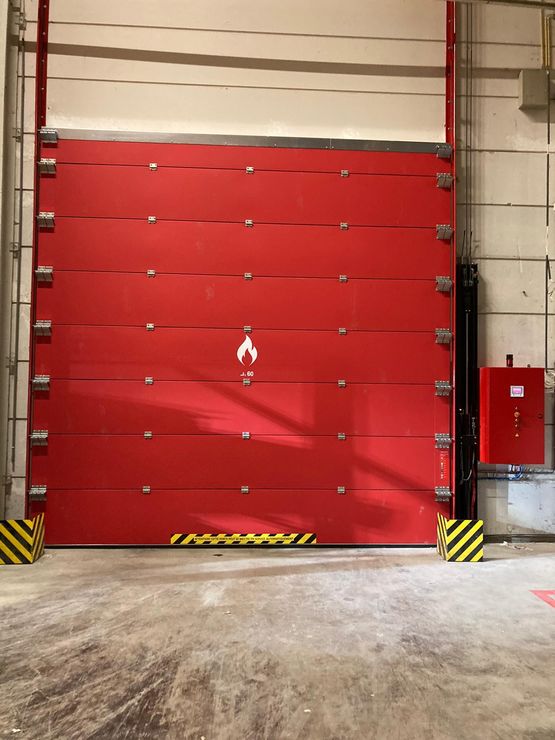 Porte coupe-feu sur mesure avec moteur WIPO 2.0 | WINLOCK  - produit présenté par WINLOCK SYSTEMS SARL