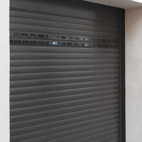 Porte de garage enroulable sur mesure en aluminium | Alsol - Autres types de portes de garage