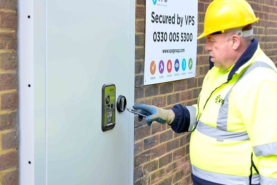  Porte haute sécurité avec verrou Bluetooth intégré VPS SmartLock | VPS SMARTDOOR - Porte d'entrée automatique (tambour, coulissante, etc.)