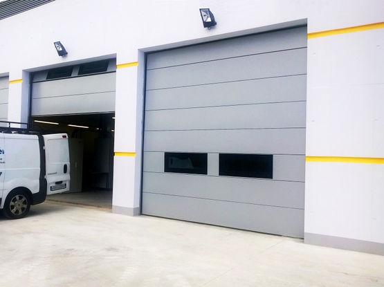 Porte sectionnelle acoustique sur mesure | RS-HA - produit présenté par ACUSTICA INTEGRAL