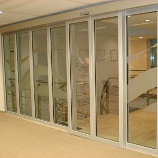 Porte vitrée coupe-feu coulissante automatique EI30 à EI60 |MEYVAERT CLASSIC SLD (Sliding Door) - produit présenté par ERIBEL