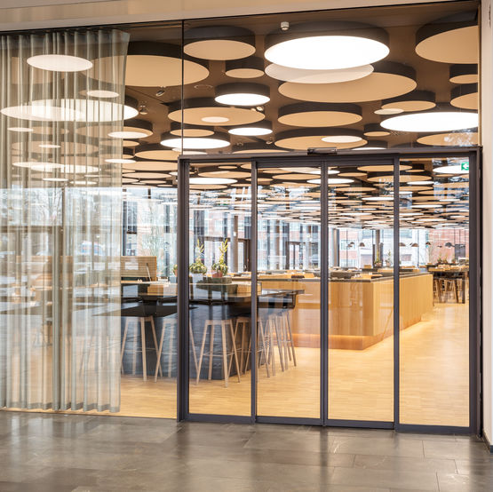 Portes automatiques coulissantes Slimdrive SL NT, pour l'accès des ERP