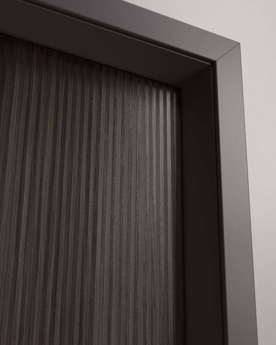  Portes battantes en stratifié avec cadre à lamelles | CLIMB - GAROFOLI