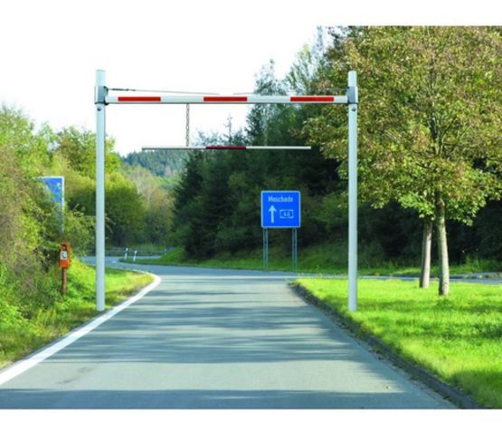  Portique de limitation de hauteur HSB100 - Arceaux, herses et autres équipements mobiles anti-intrusion