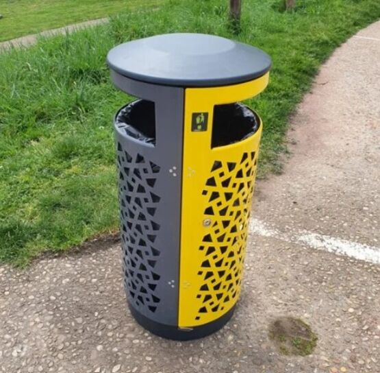  Poubelle urbaine avec design Vigipirate  | WELLINGTON TRI 2 FLUX  - URBANECO 42