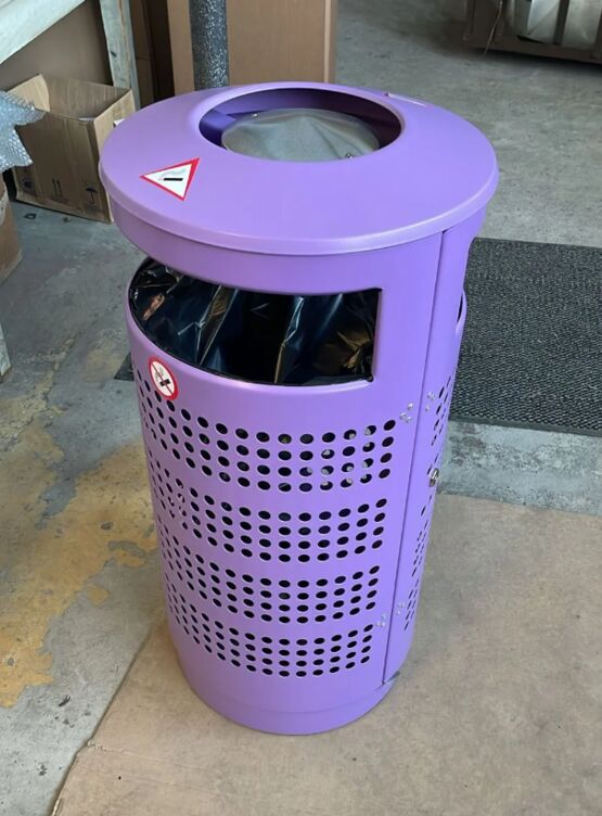  Poubelle urbaine avec serrure automatique pour tri sélectif de déchets | AUSTRALIA PERFORÉE TRI 1 FLUX  - Poubelle