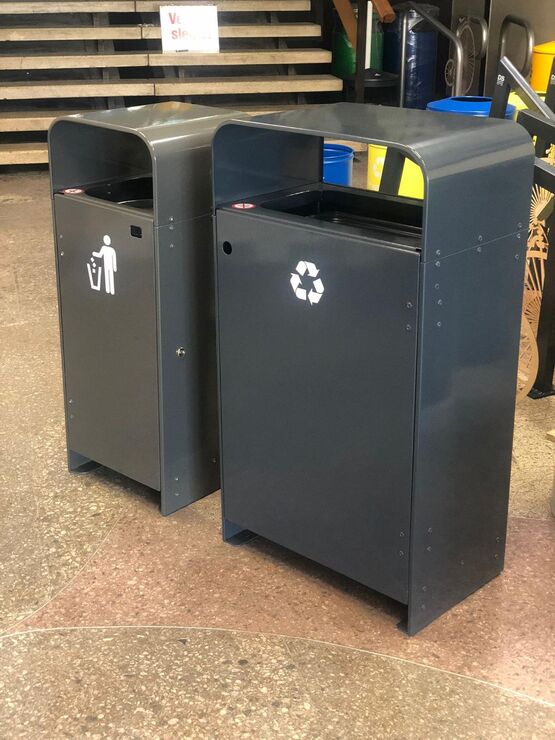 Poubelle urbaine pour tri sélectif | CHICAGO TRI 1 FLUX -S 75 L &amp; XL 120 L  - produit présenté par URBANECO 42