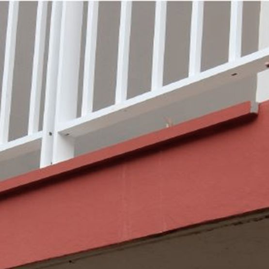  Profil linéaire en granulat Verolith pour la réalisation de bandeaux en façade | StoDéco Line K - Type KB - STO