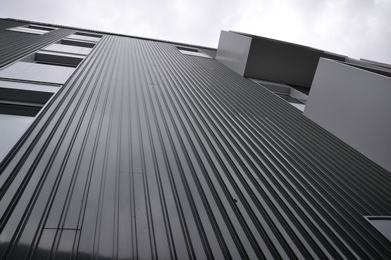  Profil peigne extrudé en aluminium 6060 T6 | LOOK BUILDING LBP2U.8816  - Profilés métalliques