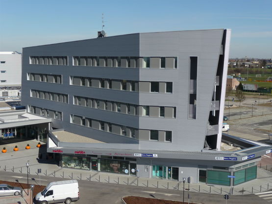 Profil sinusoïdal en aluminium pour bardage de façades - produit présenté par ALUBEL SPA