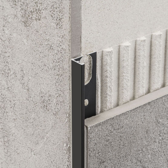 Profilé d’angle sortant pour carrelage | CERFIX PROANGLE en aluminium, inox, laiton et PVC