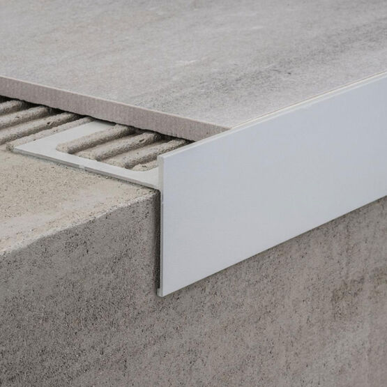 Profilé de rive pour balcons et terrasses | CERFIX PROTEC CPNV en aluminium laqué à design minimaliste