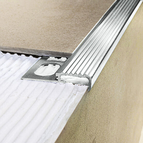 Profilé de nez de marche antidérapant | CERFIX PROSTEP SA-SB en aluminium avec insert PVC