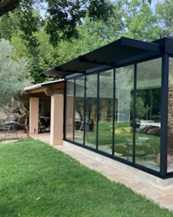  Profilés acier pour réalisation de fenêtres et portes-fenêtres  - Profilés métalliques