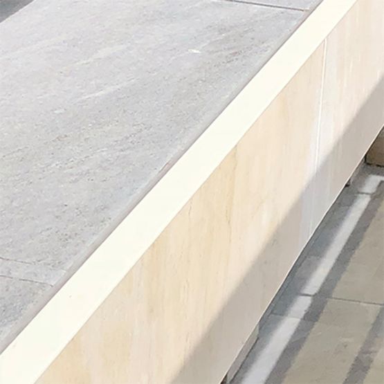 Profilés pour arrêt de carrelage et protection de nez de balcon | Dallnet Carrelage - produit présenté par DANI ALU