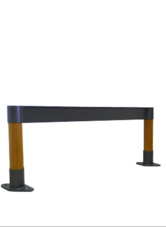 Protection basse de voirie | Protection Bios en bois et acier pour aménagements urbains